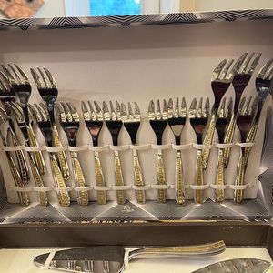 Made in Italy - 18/10 stainless with 24kt gold accents.